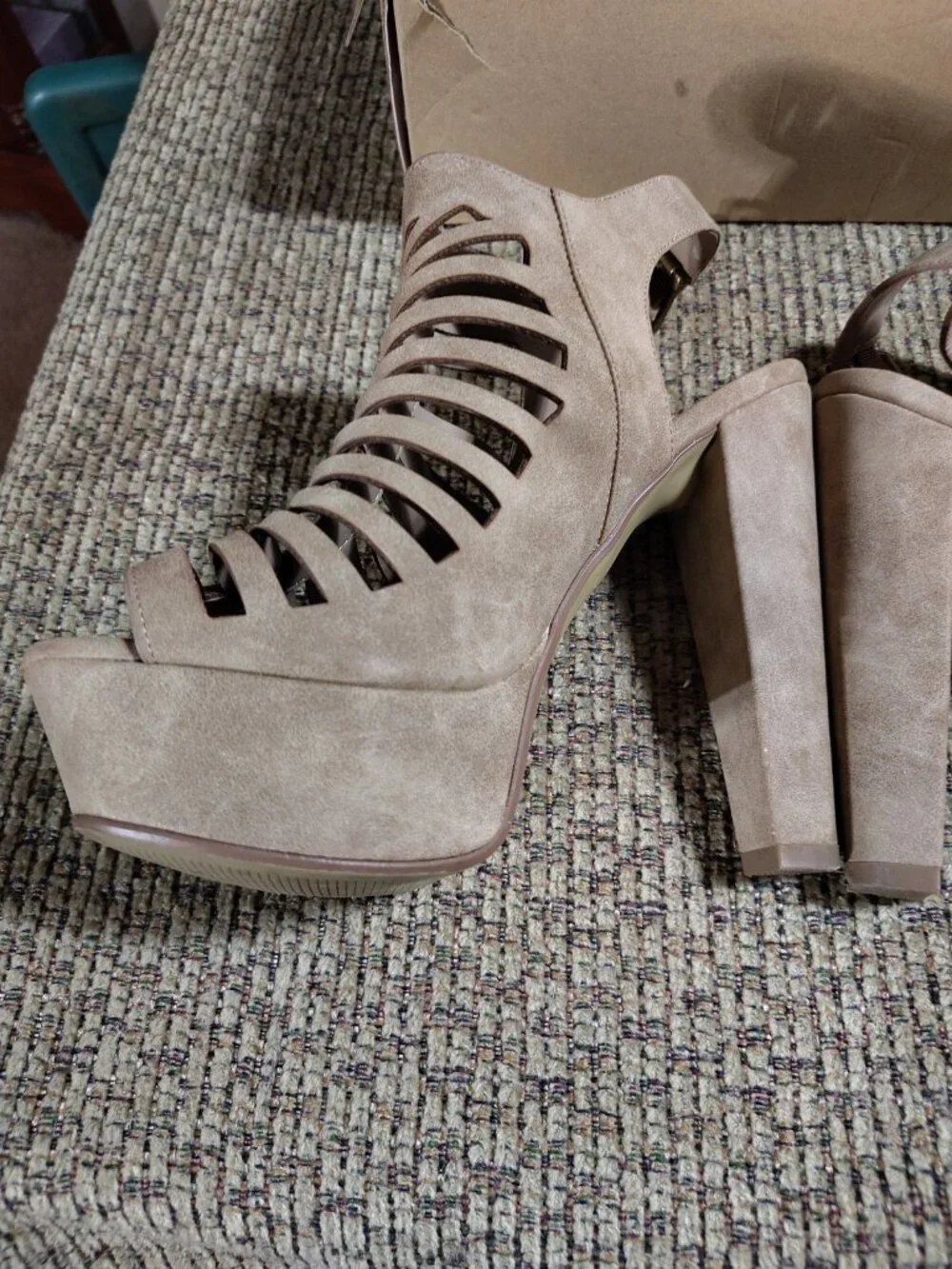 Charlotte Russe tan suede cutout wedge heels Size 9